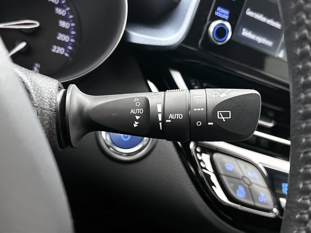 Toyota C-hr 1.8 hybrid style | nl auto | blindspot monitor | navigatie | pa