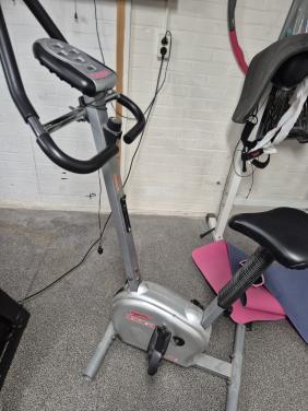 Roeiapparaat + gratis home trainer