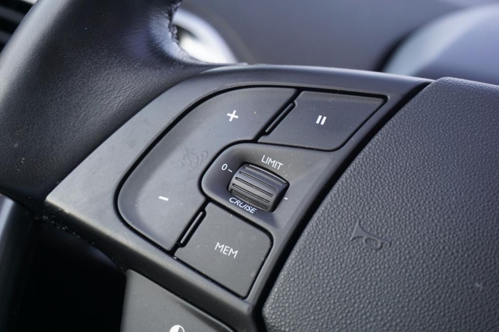 Citroen C4 Picasso 1.2 puretech intensive climate / navi / cruise / parkeer