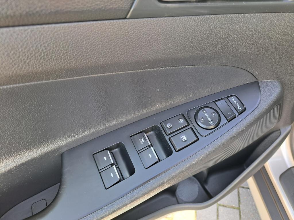 Hyundai Tucson 1.6 t-gdi premium 4wd | automaat | trekhaak | schuif-kanteld