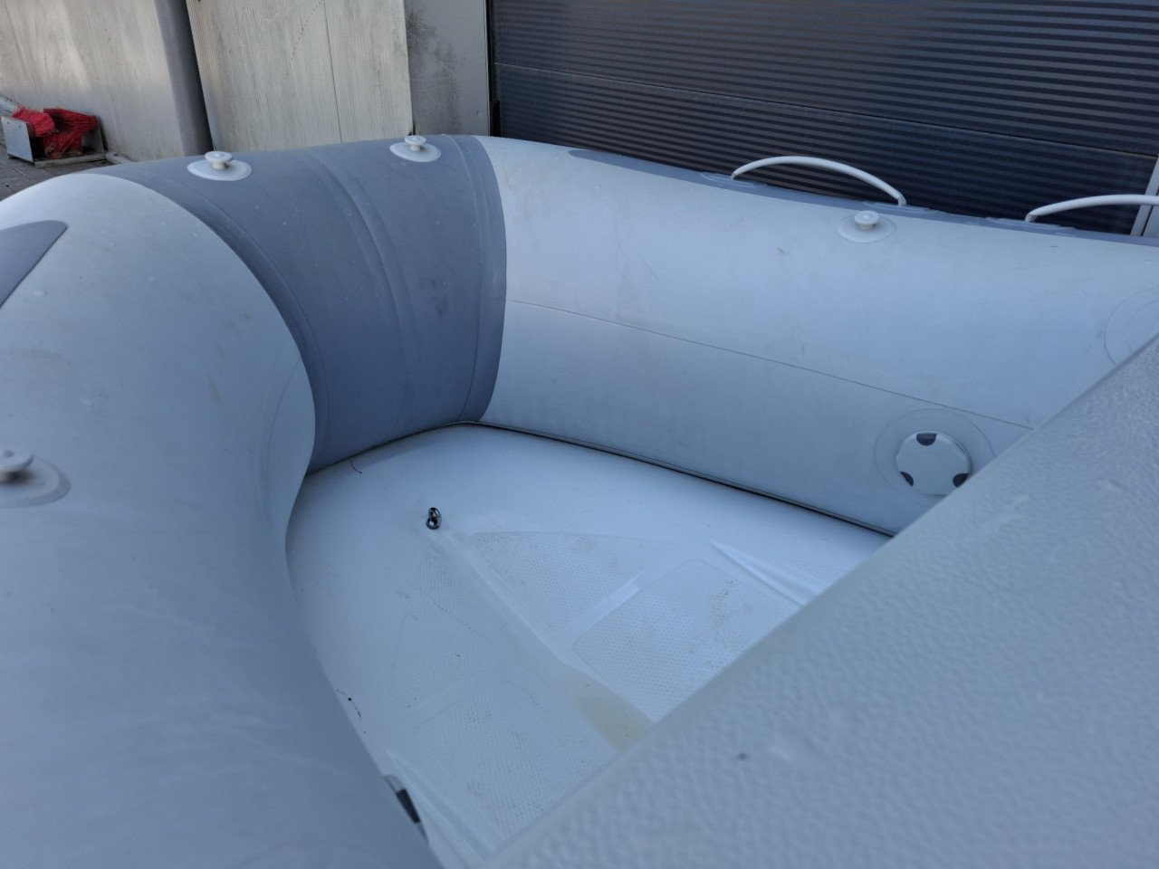 Zodiac 300 met Suzuki 6pk en Pega strandtrailer