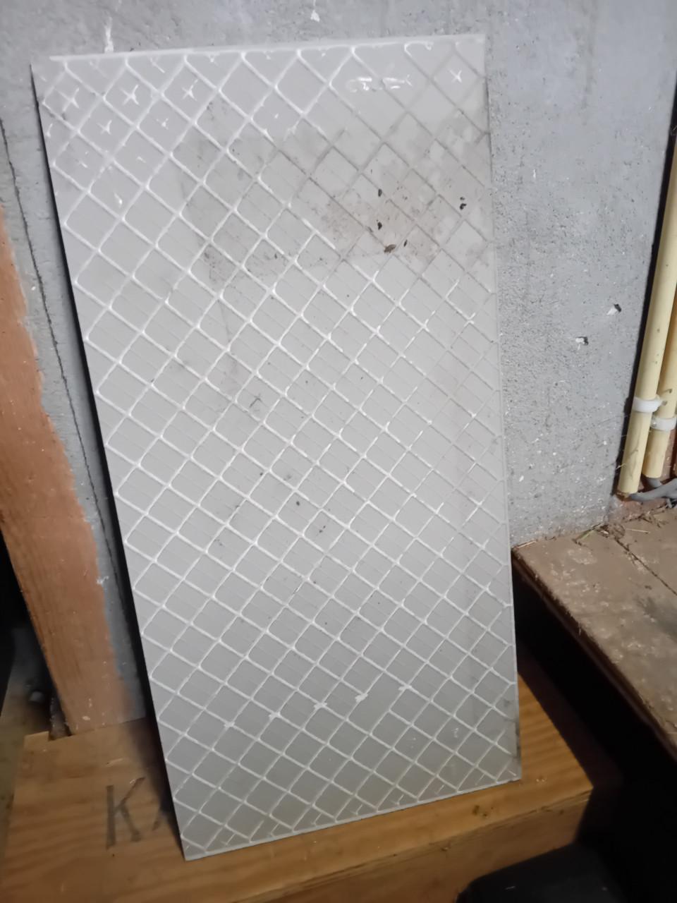 40 matgrijze voertegels 60x30