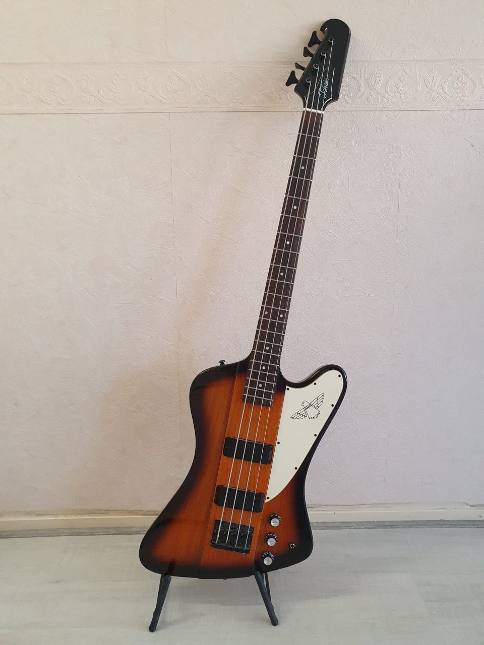 Tokai Thunderbird