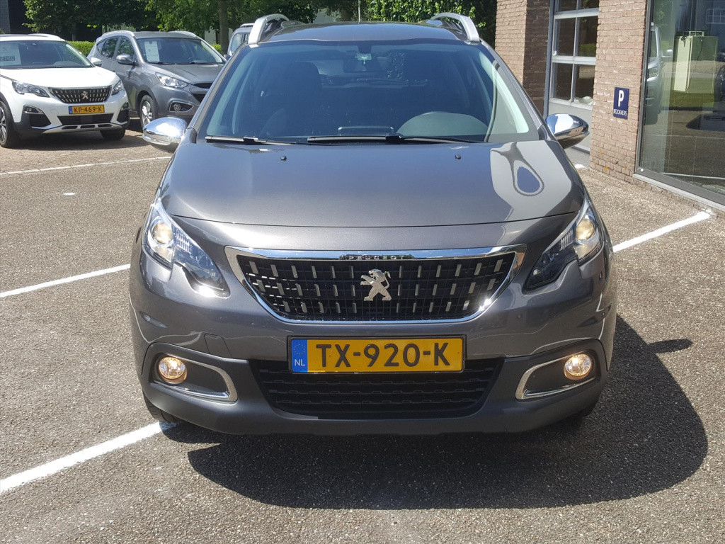 Peugeot 2008 1.2 puretech 82pk s&s style navigatie | airco | cruise control