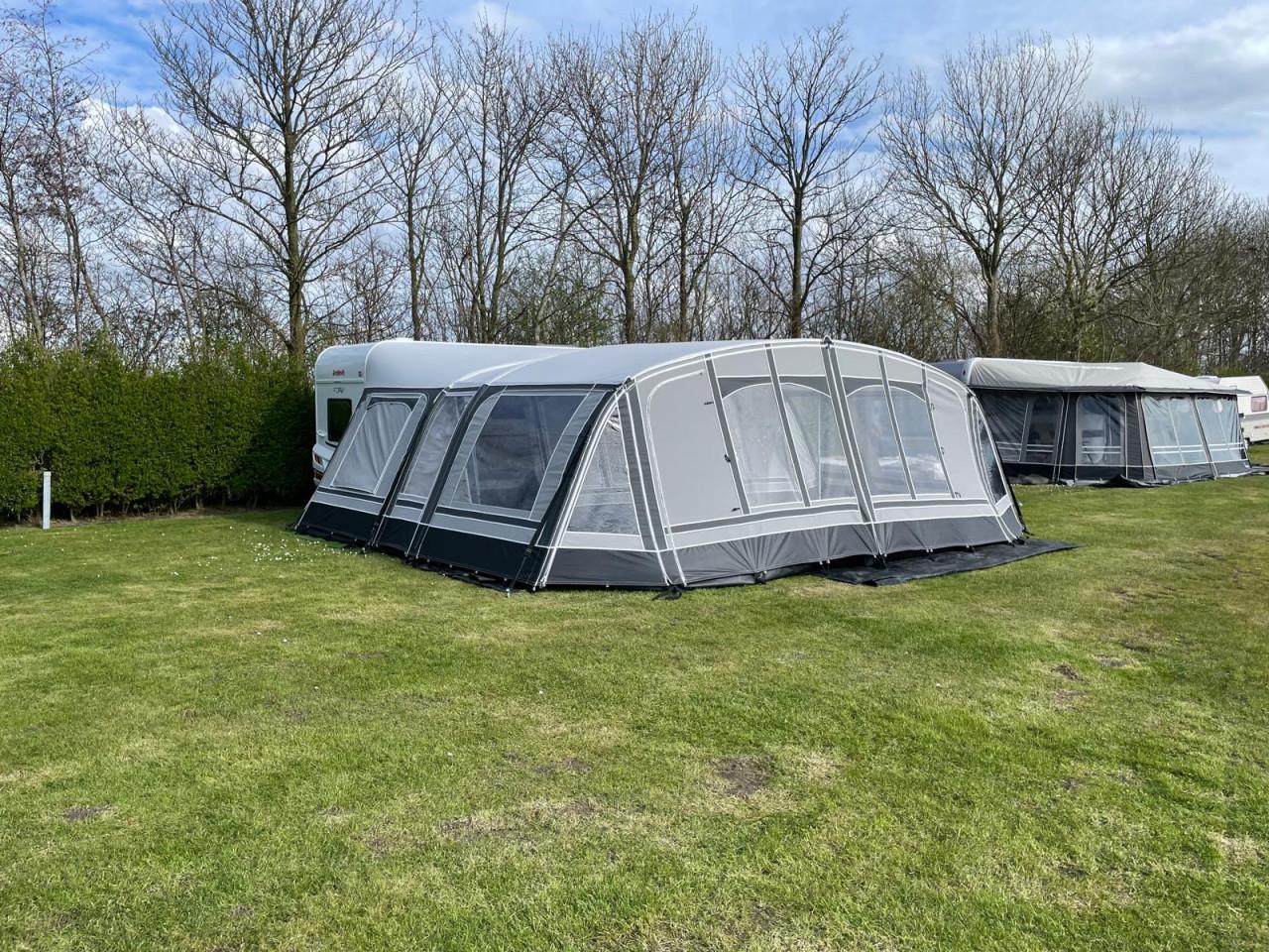 Prima onderhouden caravan (4 seizoenen gebruikt) stapelbed, 6/7 slaapplaats