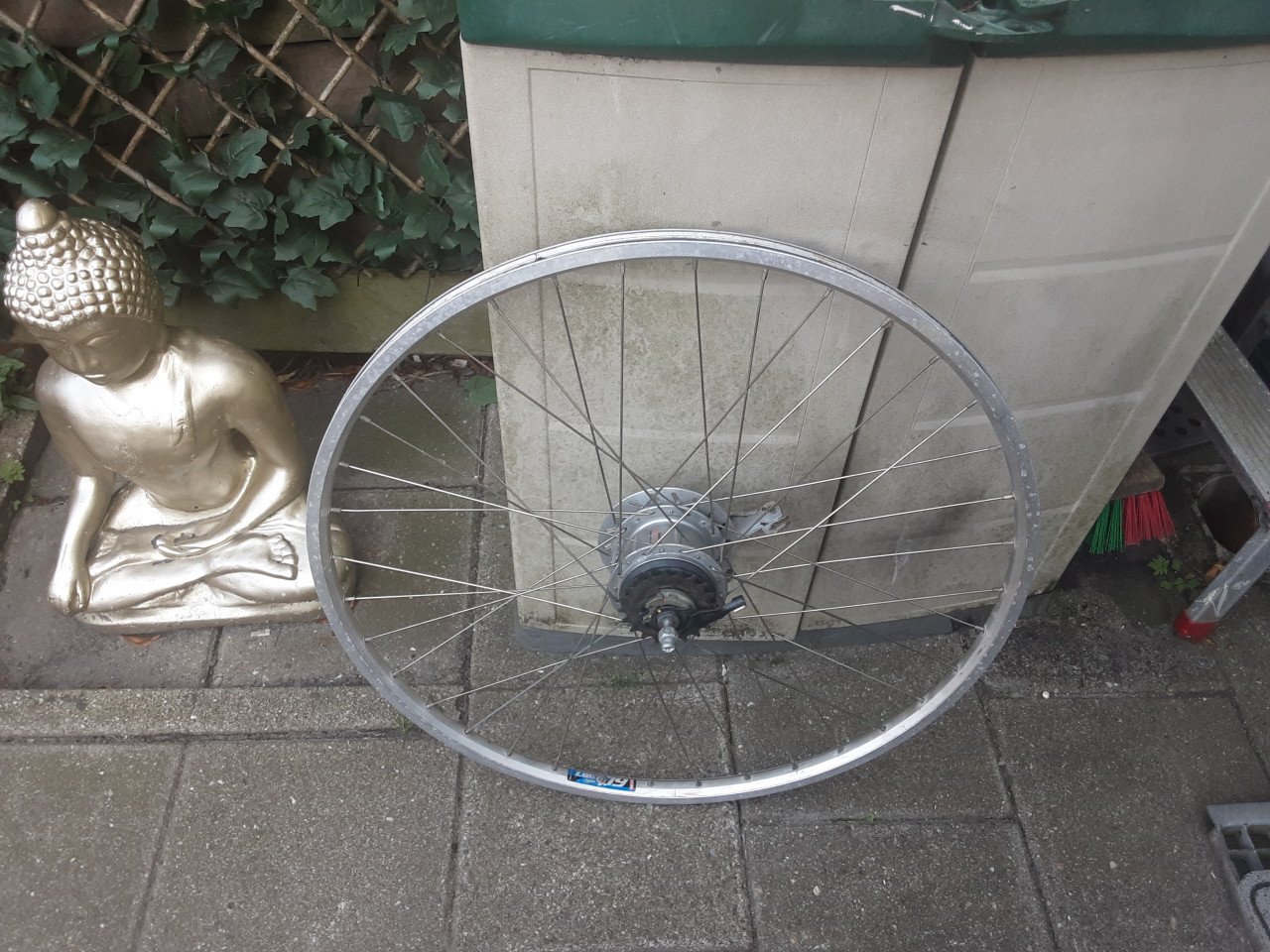 28 inch nexus achterwiel, 8 speed, rollerbrake rem