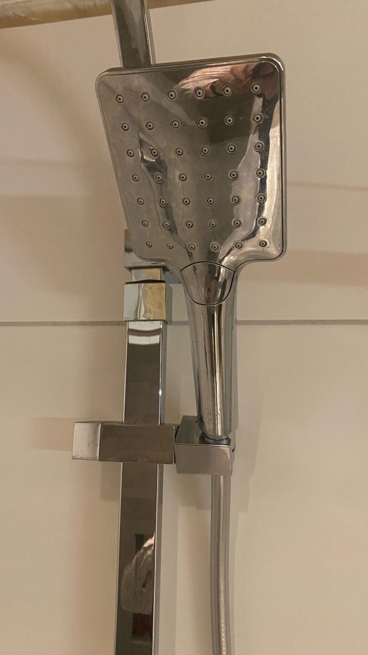 Regendouche en handdouche