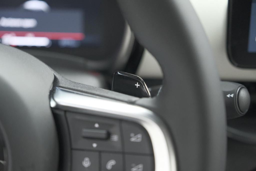 Fiat 600 1.2 hybrid 100 dct6 la prima | camera | adaptieve cruise control |