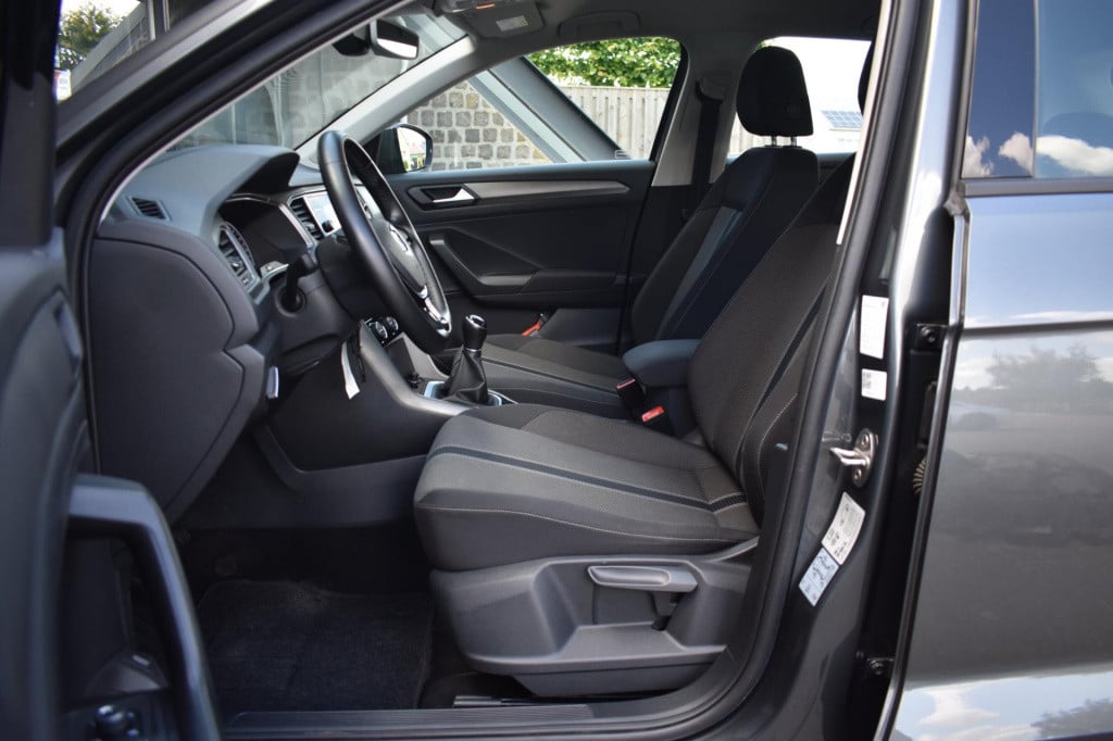 Volkswagen T-roc 1.0 tsi | camera | apple carplay | android auto | navigati