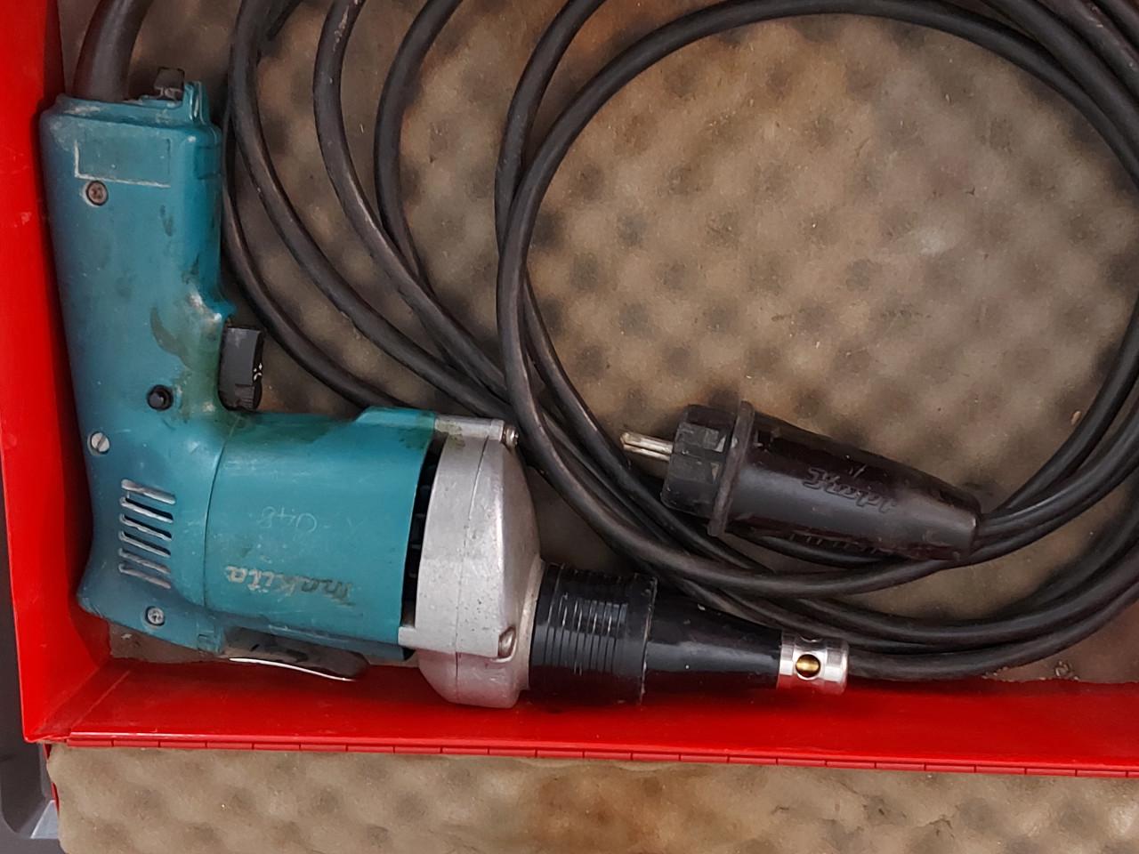 Schroef machine