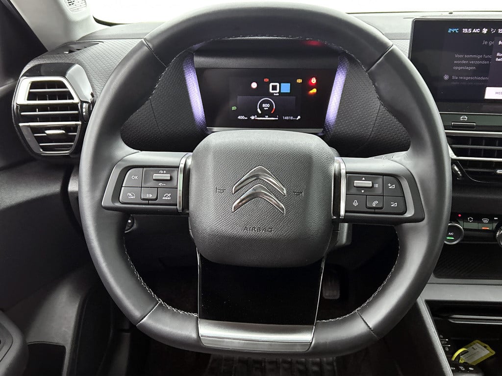 Citroen C4 130pk shine | rijklaar | panorama dak | head-up display | navi |
