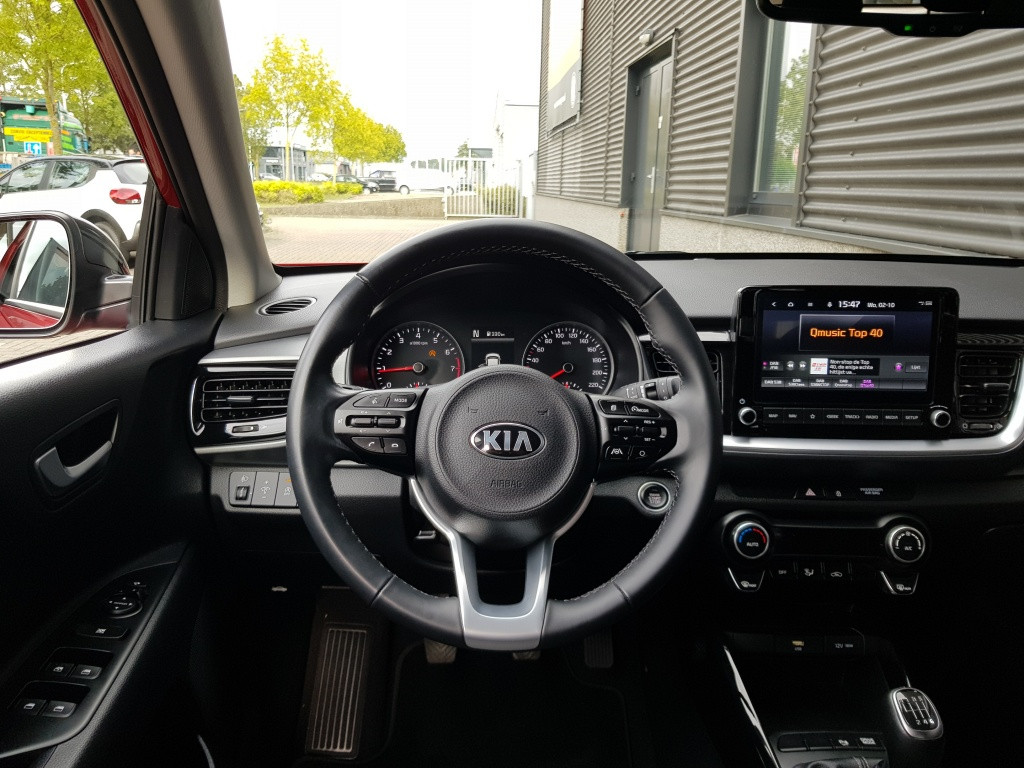 Kia Stonic mhev dynamicplusline 100 pk