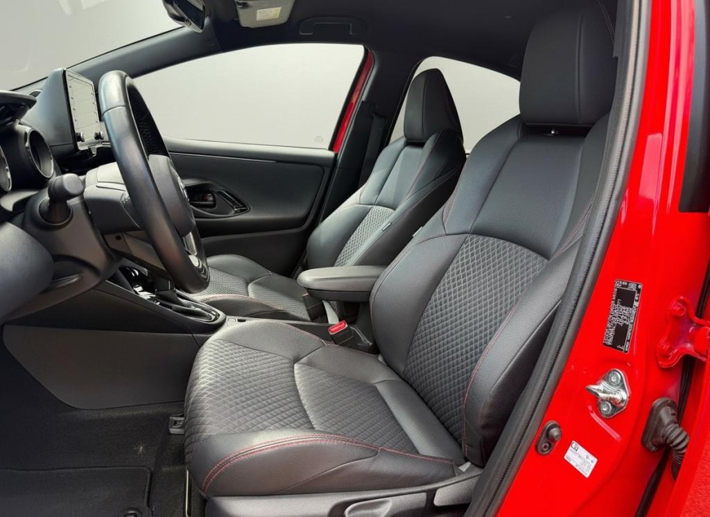 Toyota Yaris 1.5 hybrid executive