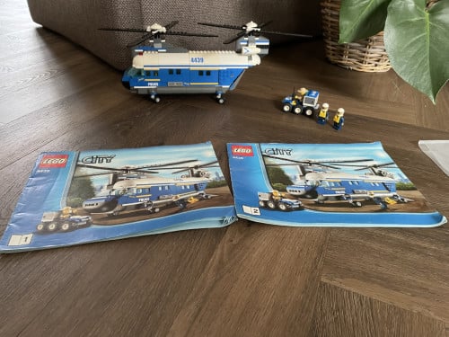 Lego City: Vrachthelikopter 4439
