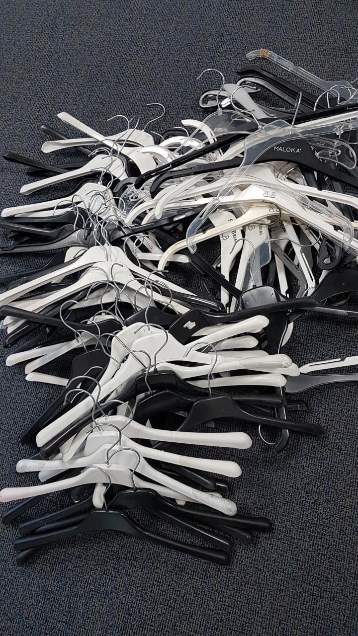 Gratis kledinghangers