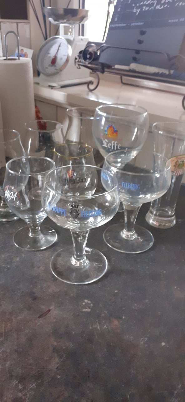 4 bierglazen