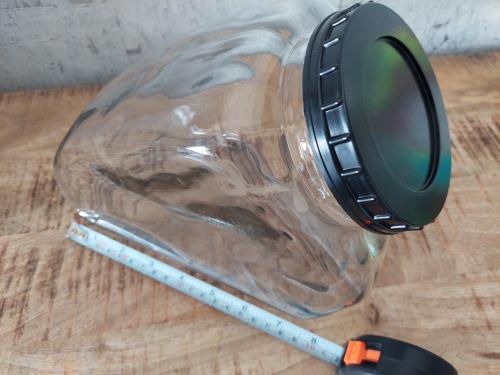 Glazen snoeppot met bakelieten deksel