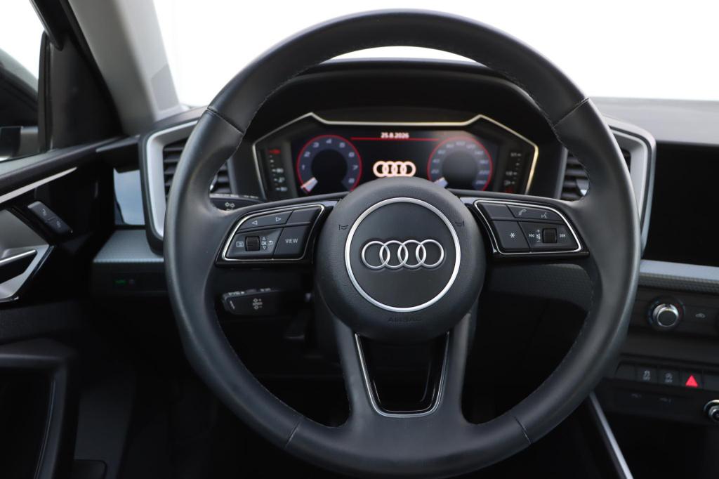 Audi A1 Sportback 25 tfsi pro line 95pk