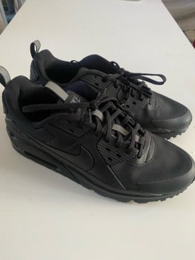 Sneakers nike air nax maat 44 valt als 43,5