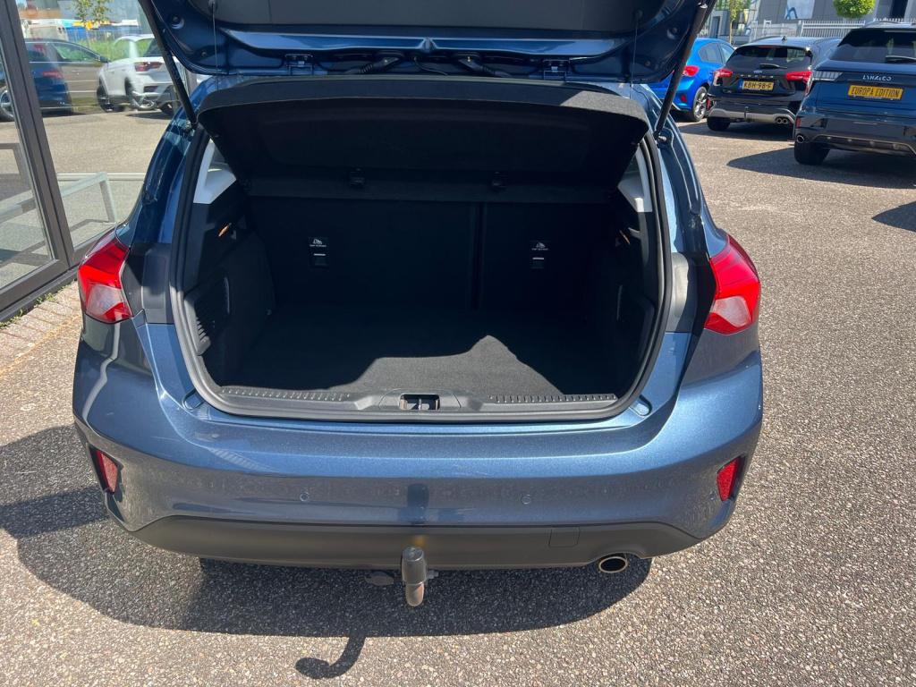 Ford Focus 1.0 ecoboost 125pk titanium , trekhaak , winterpakket