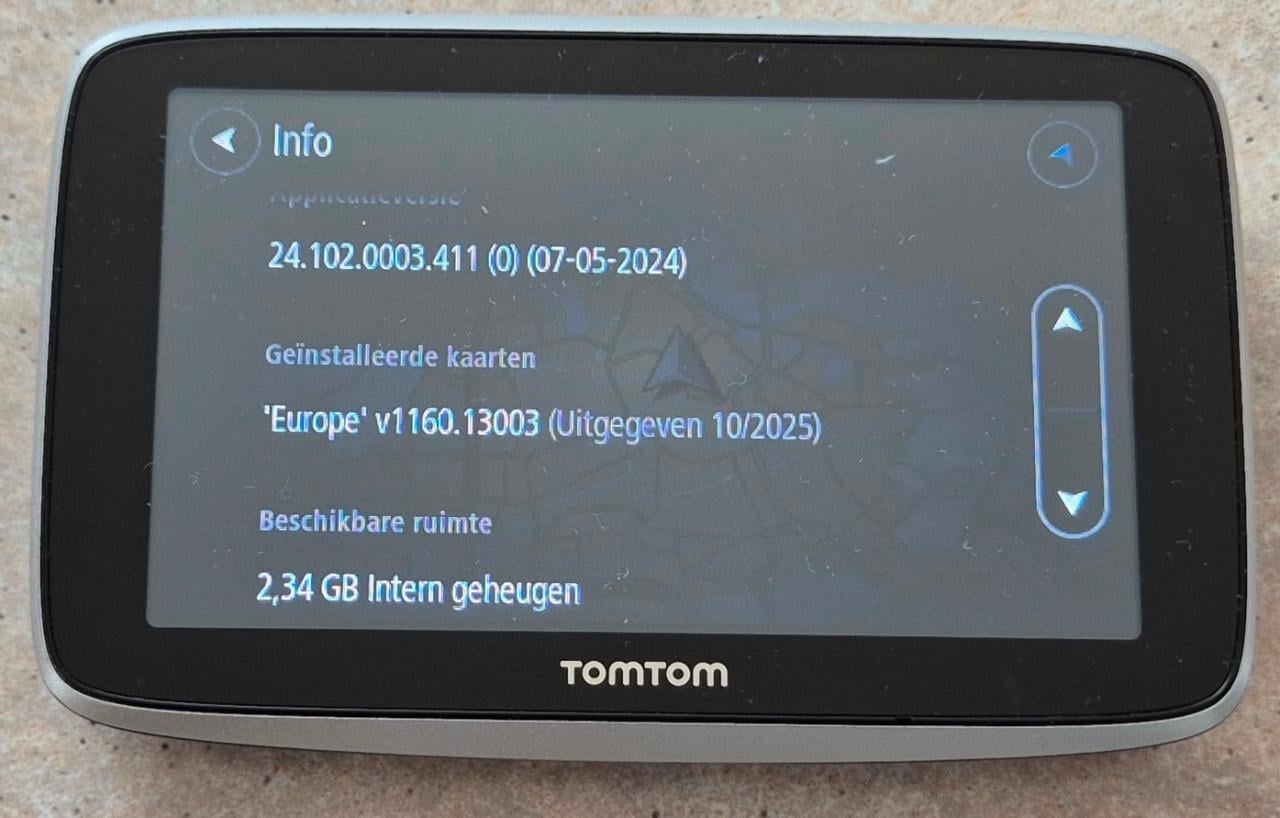 TomTom Go Premium 5”