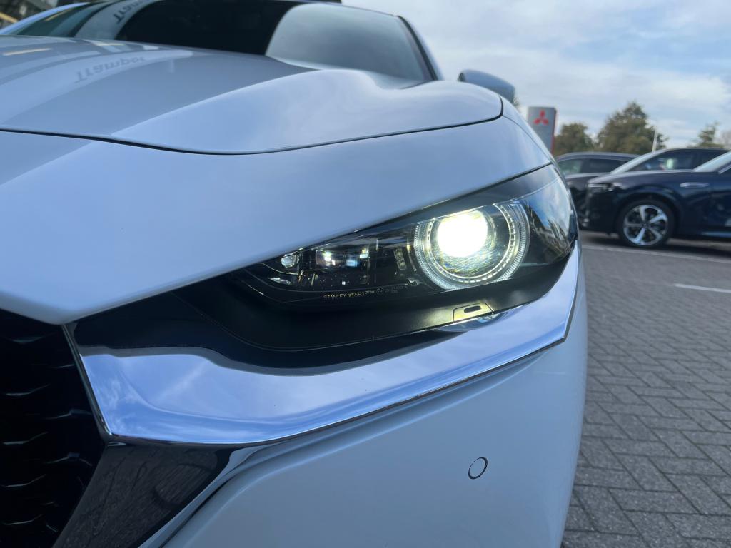 Mazda Cx-30 2.0 e-skyactiv-x m hybrid100th anniversary ed.|trekhaak|rijklaa