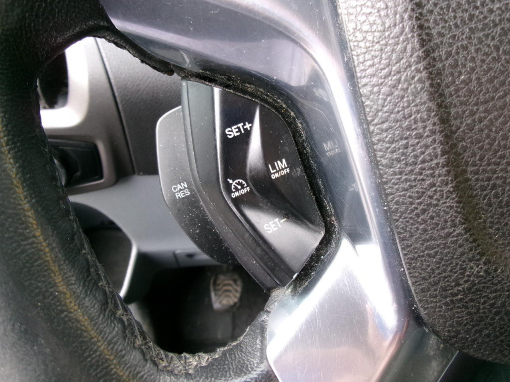 Ford Transit Custom 2.2 dpf l1/h1 250s (100pk) airco, trekhaak