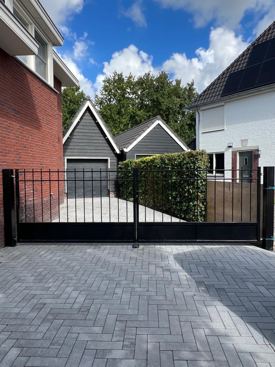 Stijlvolle - Luxe Schuifpoorten en Inrijpoorten.