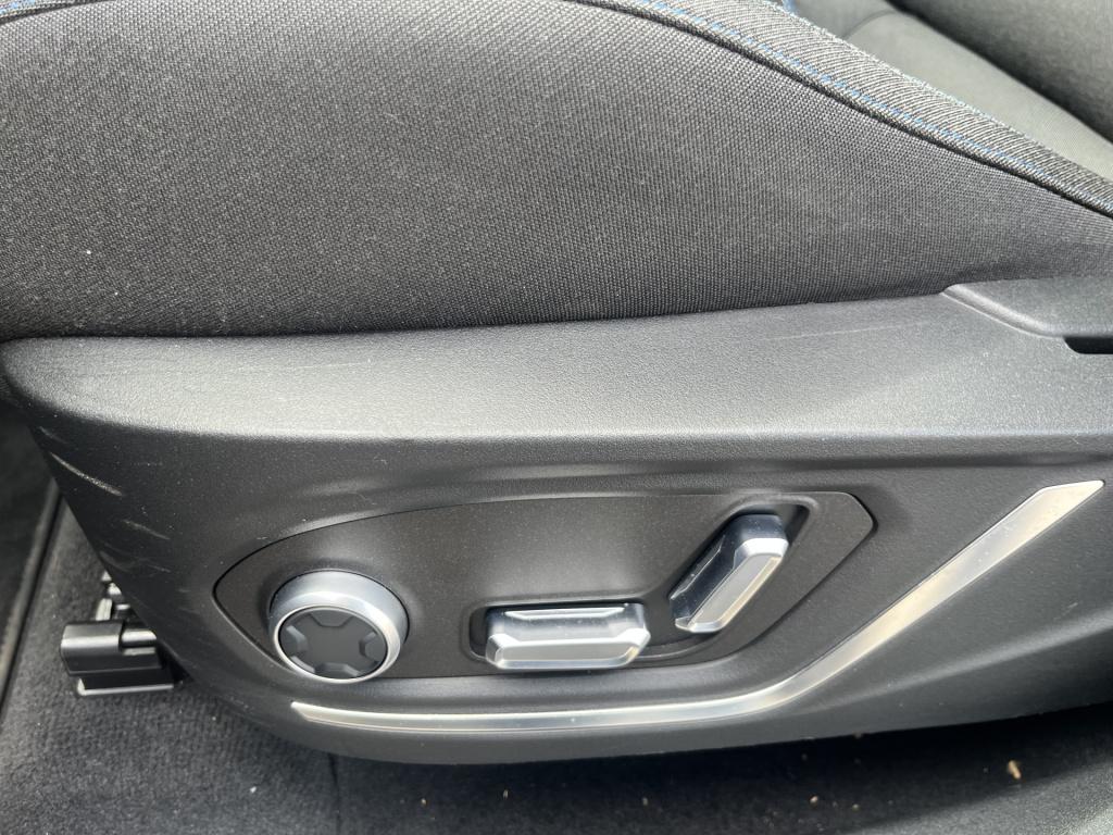 Lynk & Co 01 1.5 262 pk phev navi 360gr schuifdak 1e eigenaar