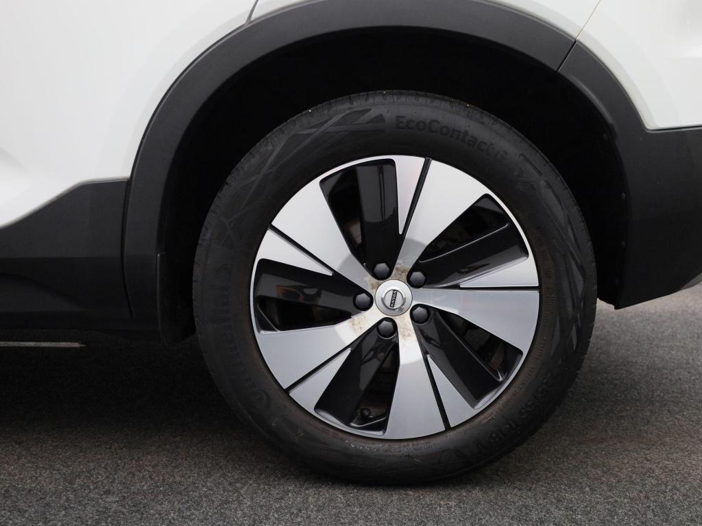 Volvo XC40 1.5 t5 recharge inscription expression | automaat | apple carpla
