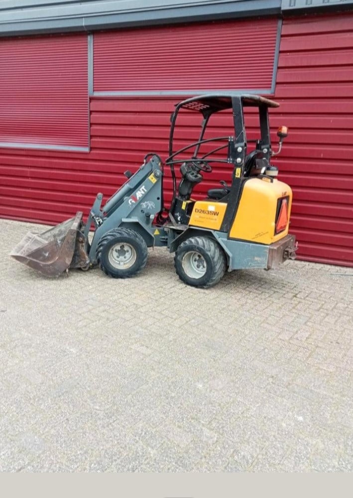 Te huur minishovel