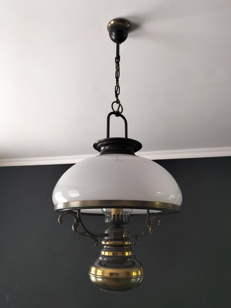 Hanglamp met led verlichting en spot aan onderzijde. 2 stuks