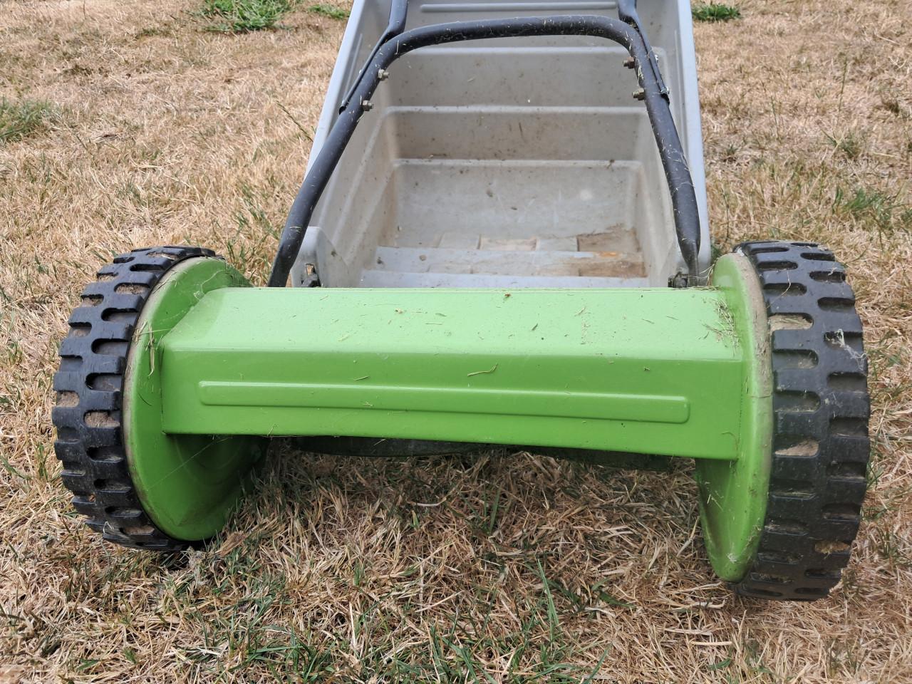 Handgrasmaaier