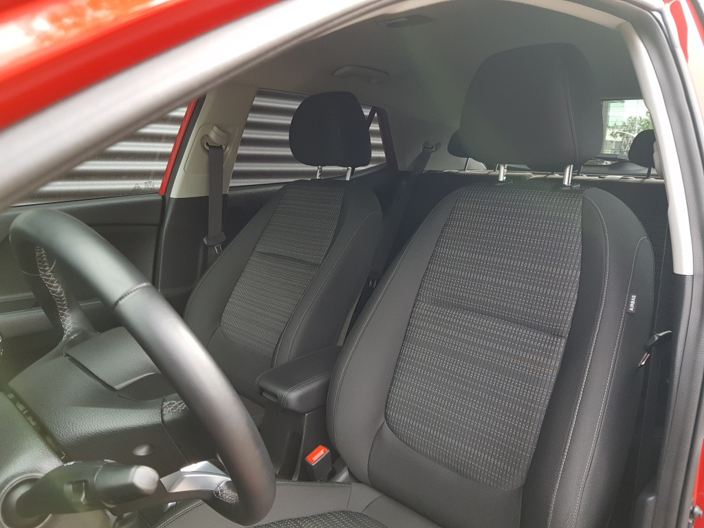 Kia Stonic mhev dynamicplusline 100 pk