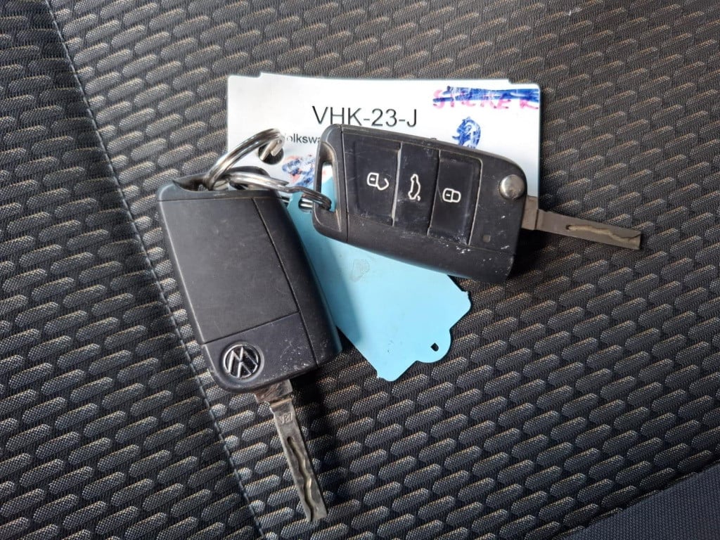Volkswagen Transporter 2.0 tdi l2h1 30 dc verlaagd / spoilers in kleur / ai