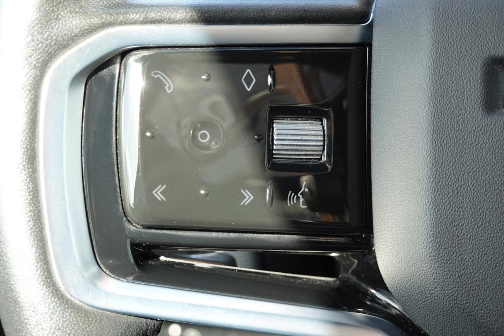 Land Rover Discovery p300e 1.5 r-dynamic hse