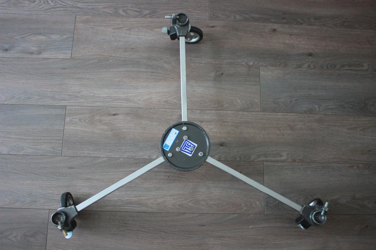 Lampstatieven, microfoonstatief, eenbeenstatief en rolstatief