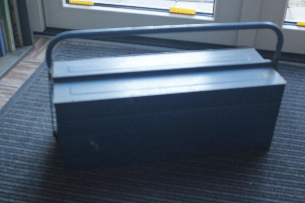 Metalen gereedschaps kist