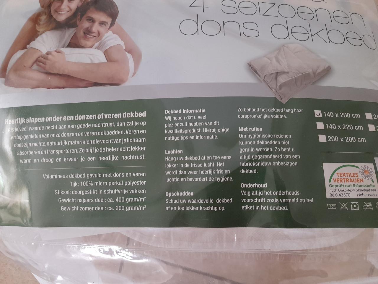 4 seizoenen donzen dekbed ( in nette schone staat ) 140 x 200