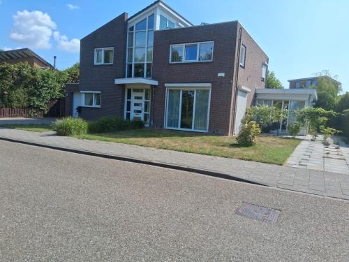 Te koop Vlissingen Wildbaan 6 ruime vrijstaande woning