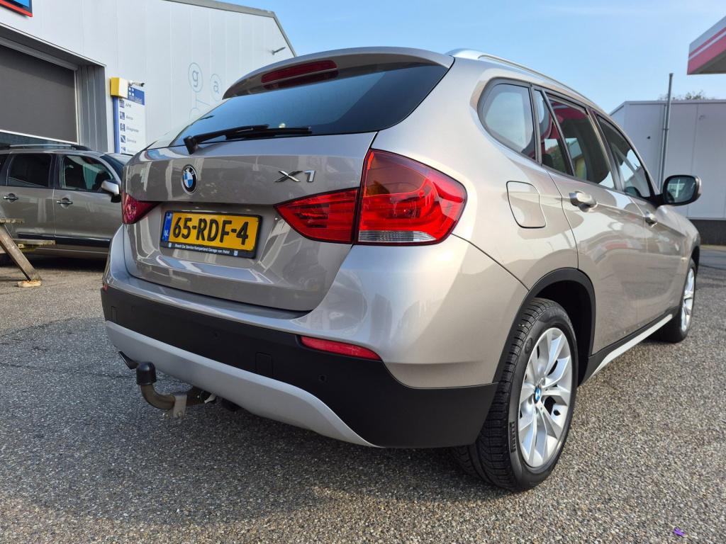 BMW X1 sdrive18i executive