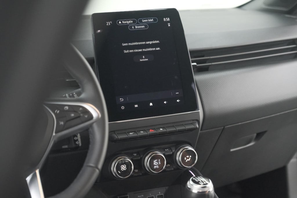 Renault Clio tce 90 techno | camera | 9.3 inch scherm | apple carplay | par
