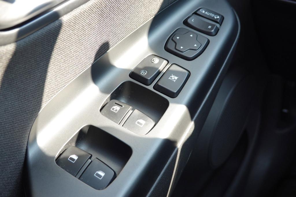 Hyundai Kona 1.6 gdi hev fashion sky