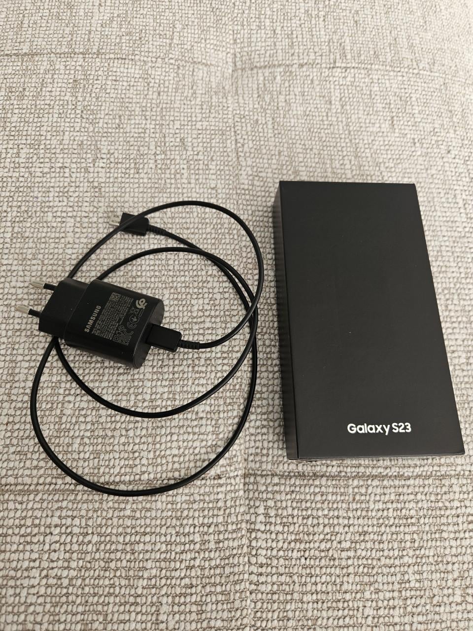 Samsung S23 256GB Phantom Black + Lader - Krasvrij Scherm
