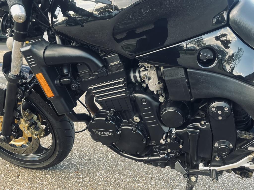 Triumph Speed Triple t300