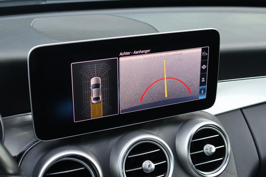 Mercedes-Benz C-Klasse 180 business solution amg i trekhaak i camera i stoe