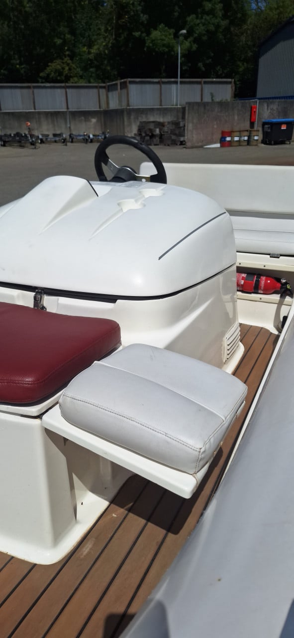 Avon 400 DL Jet