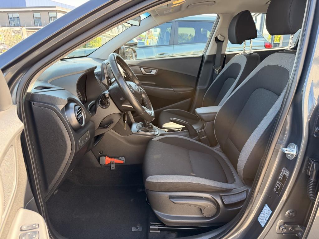 Hyundai Kona 1.0t comfort plus | apple carplay | trekhaak 1200kg! | camera 