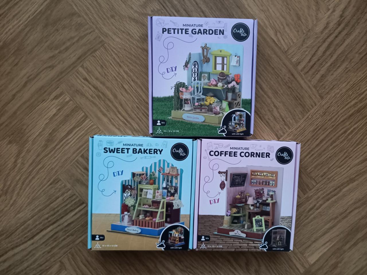 Crafts diy  miniature bouwdozen