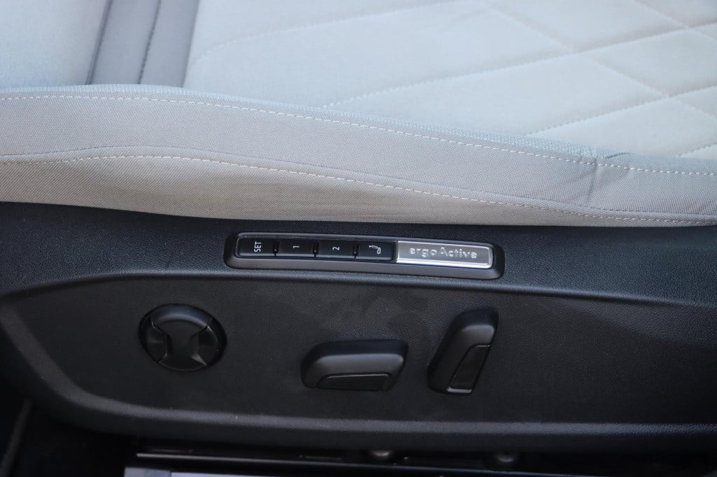 Volkswagen Golf 1.4 ehybrid style 204pk dsg6